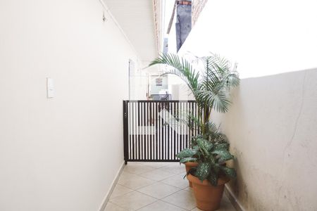 Casa à venda com 130m², 2 quartos e 2 vagasQuintal