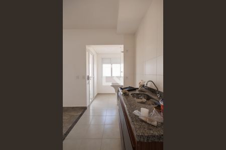 Apartamento para alugar com 69m², 2 quartos e 2 vagas Apartamento para alugar com 69m², 2 quartos e 2 vagasCozinha e Área de Serviço