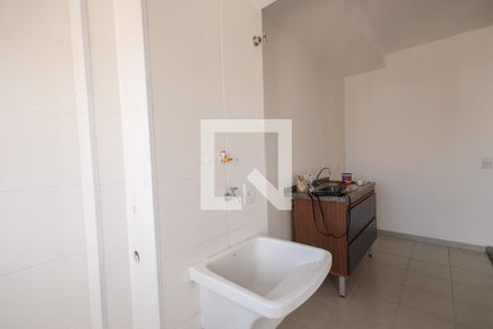 Apartamento para alugar com 69m², 2 quartos e 2 vagas Apartamento para alugar com 69m², 2 quartos e 2 vagasCozinha e Área de Serviço