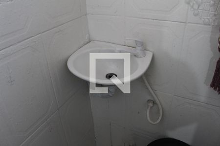 Casa à venda com 70m², 3 quartos e 1 vagaBanheiro 2