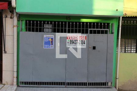 Casa à venda com 70m², 3 quartos e 1 vagaPlaquinha