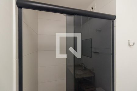 Casa de condomínio à venda com 25m², 1 quarto e sem vaga Casa de condomínio à venda com 25m², 1 quarto e sem vagaBanheiro