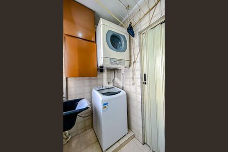 Apartamento à venda com 80m², 3 quartos e 1 vagaÁrea de Serviço