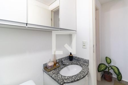 Apartamento à venda com 55m², 2 quartos e 1 vaga Apartamento à venda com 55m², 2 quartos e 1 vagaBanheiro