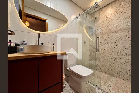 Apartamento à venda com 140m², 3 quartos e 2 vagasBanheiro da suíte