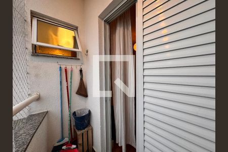 Apartamento à venda com 140m², 3 quartos e 2 vagasSacada da suíte