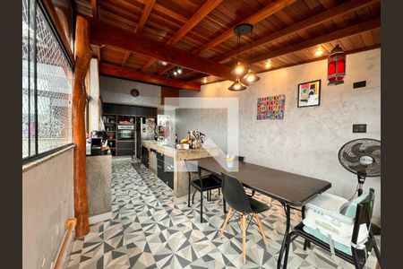 Apartamento à venda com 140m², 3 quartos e 2 vagasCozinha