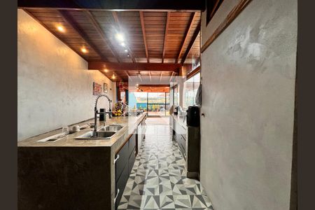 Apartamento à venda com 140m², 3 quartos e 2 vagasCozinha