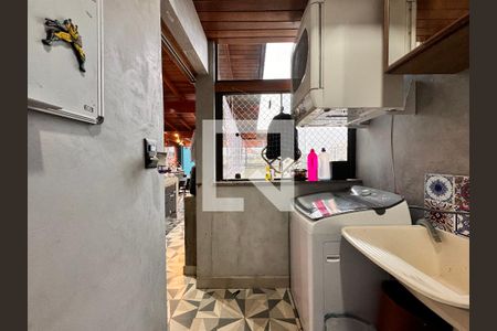 Apartamento à venda com 140m², 3 quartos e 2 vagasLavanderia