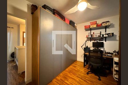 Apartamento à venda com 140m², 3 quartos e 2 vagasQuarto 2