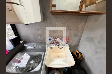 Apartamento à venda com 140m², 3 quartos e 2 vagasLavanderia