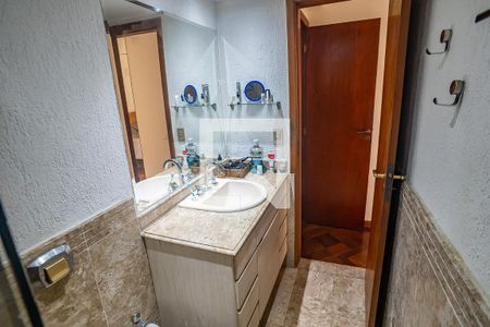 Apartamento para alugar com 95m², 3 quartos e 1 vaga Apartamento para alugar com 95m², 3 quartos e 1 vagaBanheiro