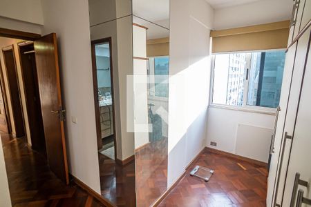 Apartamento para alugar com 95m², 3 quartos e 1 vaga Apartamento para alugar com 95m², 3 quartos e 1 vagaQuarto