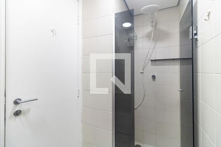 Apartamento à venda com 50m², 2 quartos e 1 vaga Apartamento à venda com 50m², 2 quartos e 1 vagaBanheiro da Suíte