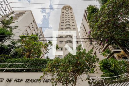 Apartamento à venda com 50m², 2 quartos e 1 vaga Apartamento à venda com 50m², 2 quartos e 1 vagaFachada