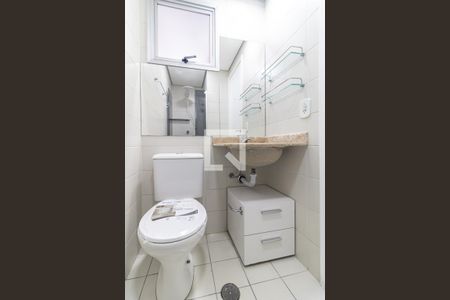 Apartamento à venda com 50m², 2 quartos e 1 vaga Apartamento à venda com 50m², 2 quartos e 1 vagaBanheiro da Suíte
