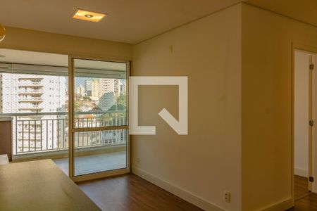 Sala de apartamento para alugar com 2 quartos, 68m² em Chácara Inglesa, São Paulo