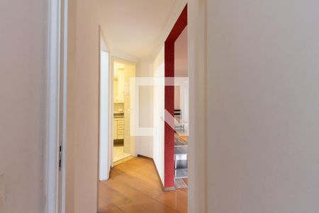 Apartamento à venda com 70m², 2 quartos e 2 vagas Apartamento à venda com 70m², 2 quartos e 2 vagasCorredor