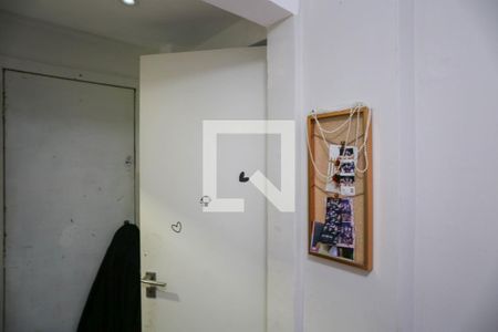 Apartamento à venda com 100m², 3 quartos e 2 vagas Apartamento à venda com 100m², 3 quartos e 2 vagasQuarto de Serviço