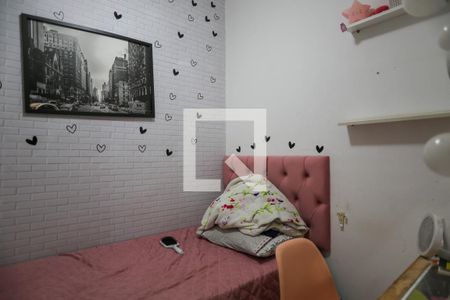 Apartamento à venda com 100m², 3 quartos e 2 vagas Apartamento à venda com 100m², 3 quartos e 2 vagasQuarto de Serviço