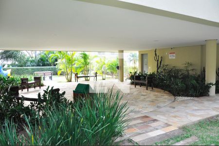 Apartamento à venda com 142m², 3 quartos e 3 vagas Apartamento à venda com 142m², 3 quartos e 3 vagasÁrea comum