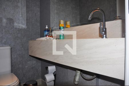 Apartamento à venda com 142m², 3 quartos e 3 vagas Apartamento à venda com 142m², 3 quartos e 3 vagasDetalhe - Lavabo