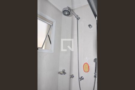 Apartamento à venda com 142m², 3 quartos e 3 vagas Apartamento à venda com 142m², 3 quartos e 3 vagasDetalhe - Suíte