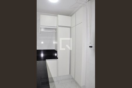 Apartamento à venda com 142m², 3 quartos e 3 vagas Apartamento à venda com 142m², 3 quartos e 3 vagasDetalhe - Área de Serviço