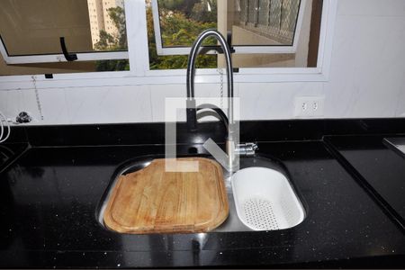 Apartamento à venda com 142m², 3 quartos e 3 vagas Apartamento à venda com 142m², 3 quartos e 3 vagasDetalhe - Cozinha