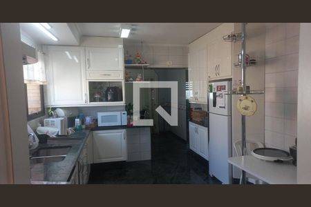 Apartamento à venda com 250m², 3 quartos e 4 vagas Apartamento à venda com 250m², 3 quartos e 4 vagasFoto 33