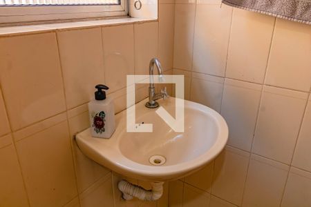 Banheiro de casa à venda com 5 quartos, 144m² em Jardim Oriental, São Paulo