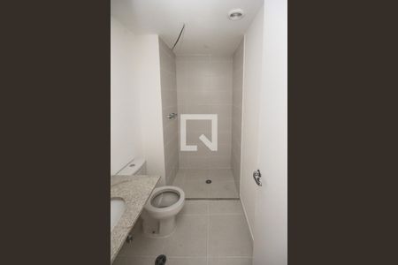 Apartamento para alugar com 86m², 2 quartos e 1 vaga Apartamento para alugar com 86m², 2 quartos e 1 vagaBanheiro da Suíte