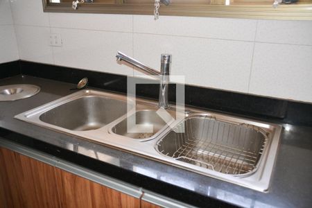 Apartamento à venda com 180m², 5 quartos e 2 vagas Apartamento à venda com 180m², 5 quartos e 2 vagasCozinha