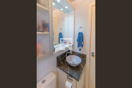 Apartamento para alugar com 57m², 2 quartos e 1 vaga Apartamento para alugar com 57m², 2 quartos e 1 vagaBanheiro