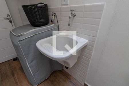 Casa à venda com 110m², 2 quartos e 3 vagas Casa à venda com 110m², 2 quartos e 3 vagasÁrea de Serviço
