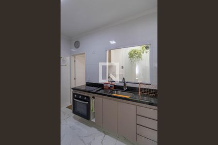 Casa à venda com 110m², 2 quartos e 3 vagas Casa à venda com 110m², 2 quartos e 3 vagasCozinha