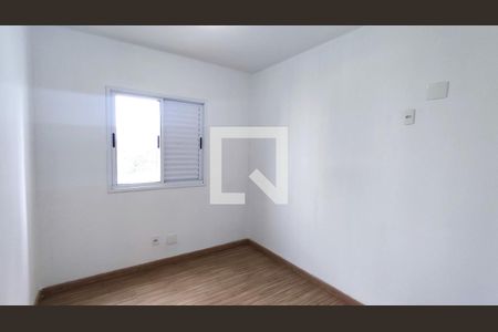 Quarto 2 de apartamento para alugar com 2 quartos, 55m² em Jardim das Samambaias, Jundiaí