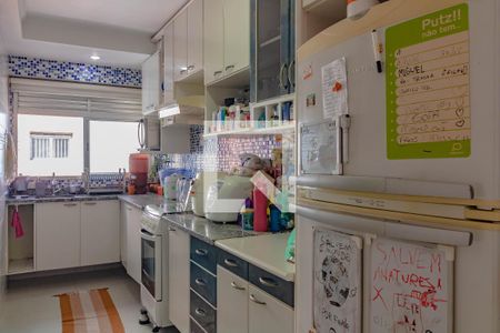 Apartamento para alugar com 117m², 3 quartos e 2 vagas Apartamento para alugar com 117m², 3 quartos e 2 vagasCozinha