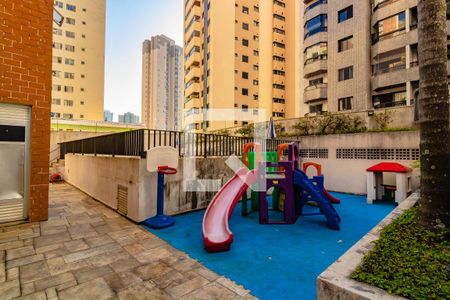 Apartamento para alugar com 117m², 3 quartos e 2 vagas Apartamento para alugar com 117m², 3 quartos e 2 vagasÁrea comum