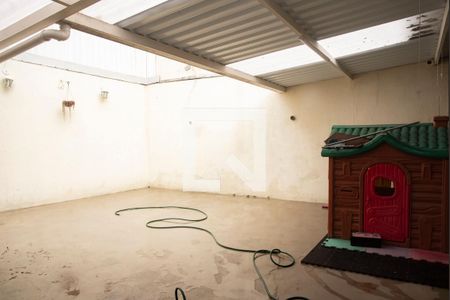 Casa para alugar com 100m², 3 quartos e 1 vaga Casa para alugar com 100m², 3 quartos e 1 vagaQuintal