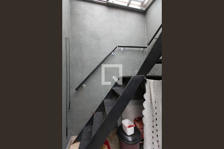 Casa de condomínio à venda com 90m², 2 quartos e 1 vagaEscada / Terraço