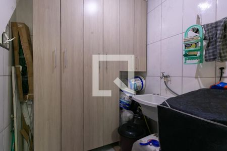 Casa de condomínio à venda com 90m², 2 quartos e 1 vagaÁrea de Serviço