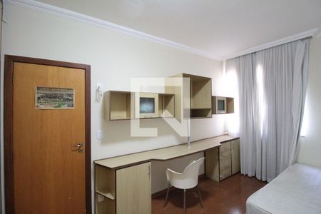 Apartamento à venda com 175m², 4 quartos e 3 vagasQuarto 2