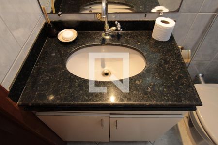 Apartamento à venda com 175m², 4 quartos e 3 vagasBanheiro Social