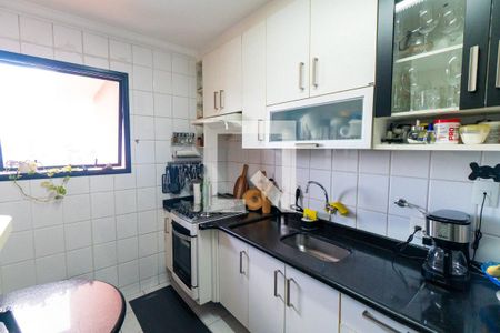 Apartamento à venda com 74m², 3 quartos e 2 vagas Apartamento à venda com 74m², 3 quartos e 2 vagasCozinha
