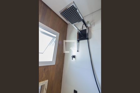 Casa à venda com 160m², 3 quartos e 2 vagasBanheiro da Suíte 1