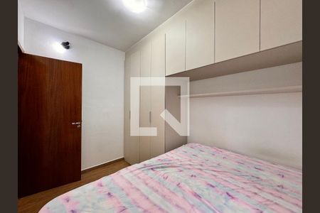 Apartamento à venda com 51m², 2 quartos e 2 vagas Apartamento à venda com 51m², 2 quartos e 2 vagasQuarto 2