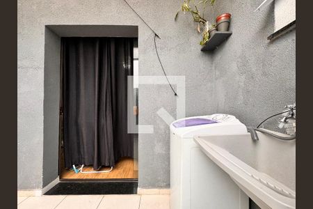 Apartamento à venda com 51m², 2 quartos e 2 vagas Apartamento à venda com 51m², 2 quartos e 2 vagasLavanderia / área privativa