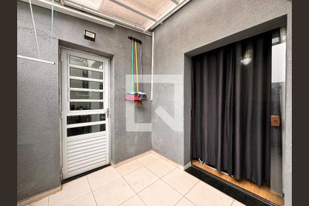 Apartamento à venda com 51m², 2 quartos e 2 vagas Apartamento à venda com 51m², 2 quartos e 2 vagasLavanderia / área privativa