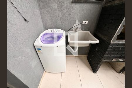 Apartamento à venda com 51m², 2 quartos e 2 vagas Apartamento à venda com 51m², 2 quartos e 2 vagasLavanderia / área privativa